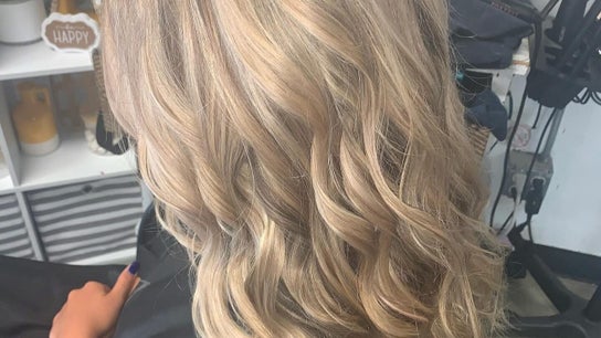 Sarah Penniston Stylist