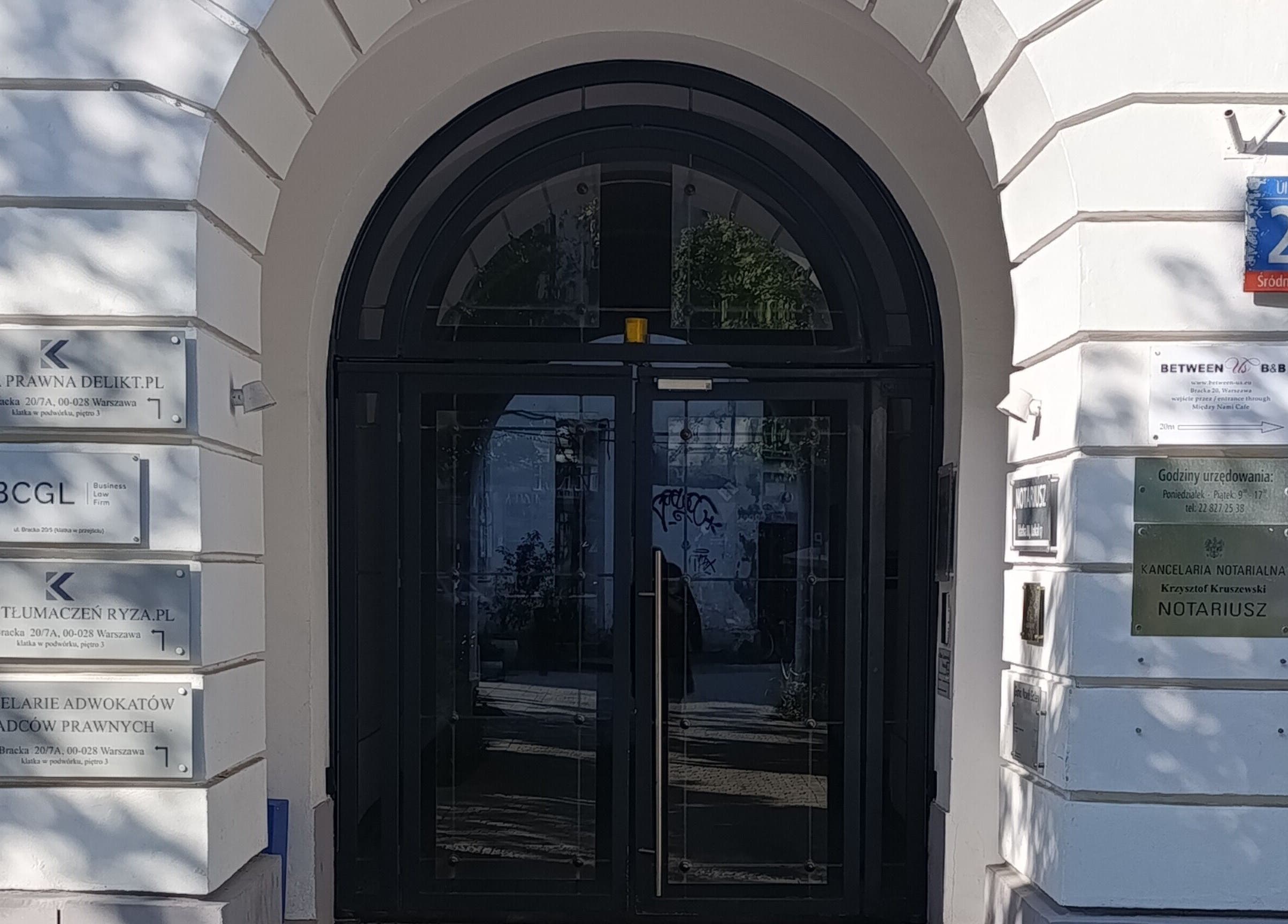 Entrance of Studio Masażu Ciało W Centrum Uwagi at Warszawa, Województwo Mazowieckie, PL.