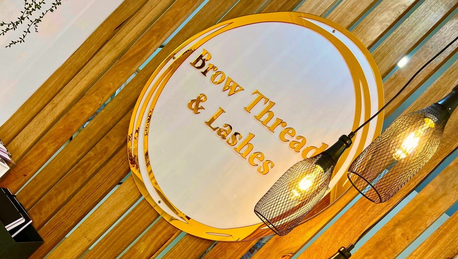 Brow Threads & Lashes at Jetty Road image 1