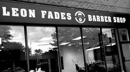 Leon Fades Barber Shop billede 3