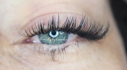 Close-up of expertly styled lashes at Sage Rose Lash Studio, Budgewoi, New South Wales, AU.