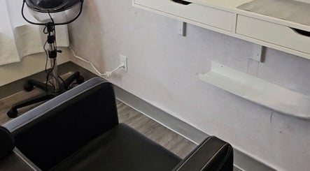 Modern salon chair and dryer at Vanessa - Beauty nthe Braids, Mississauga, Ontario, CA.