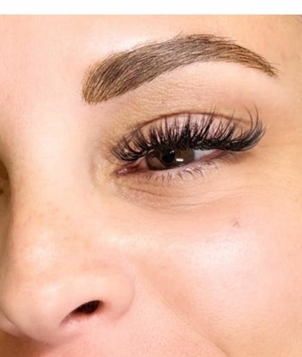 Renie Lashes and Brows image 2
