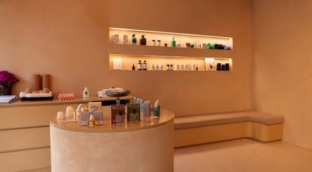 Relaxing interior of Hannah Pendlebury Massage at Bondi Beach, New South Wales, AU, showcasing curated products.