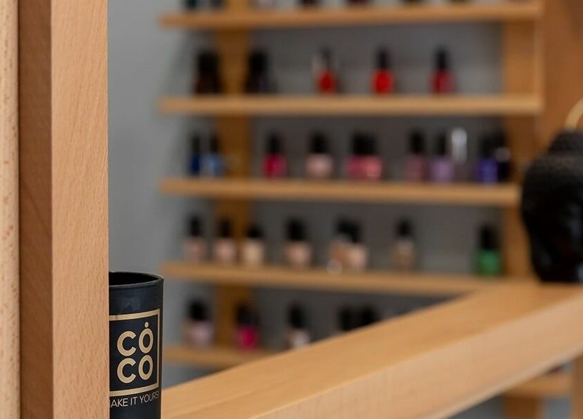 Παλέτα χρωμάτων βερνικιών στο Goddess nails and beauty, Ιωάννινα, GR.