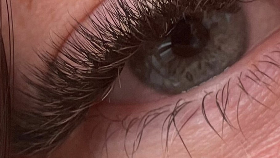Immagine 1, Extension de cils Viviane