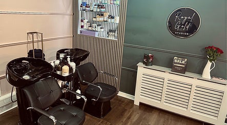 Modern wash area in Royal Gold Studios, Mullingar, County Westmeath, IE, featuring sleek design and product display.