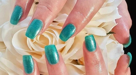 Rivendell Beauty image 3