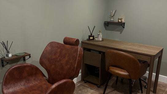 AJ Beauty Studio / The Skin Salon