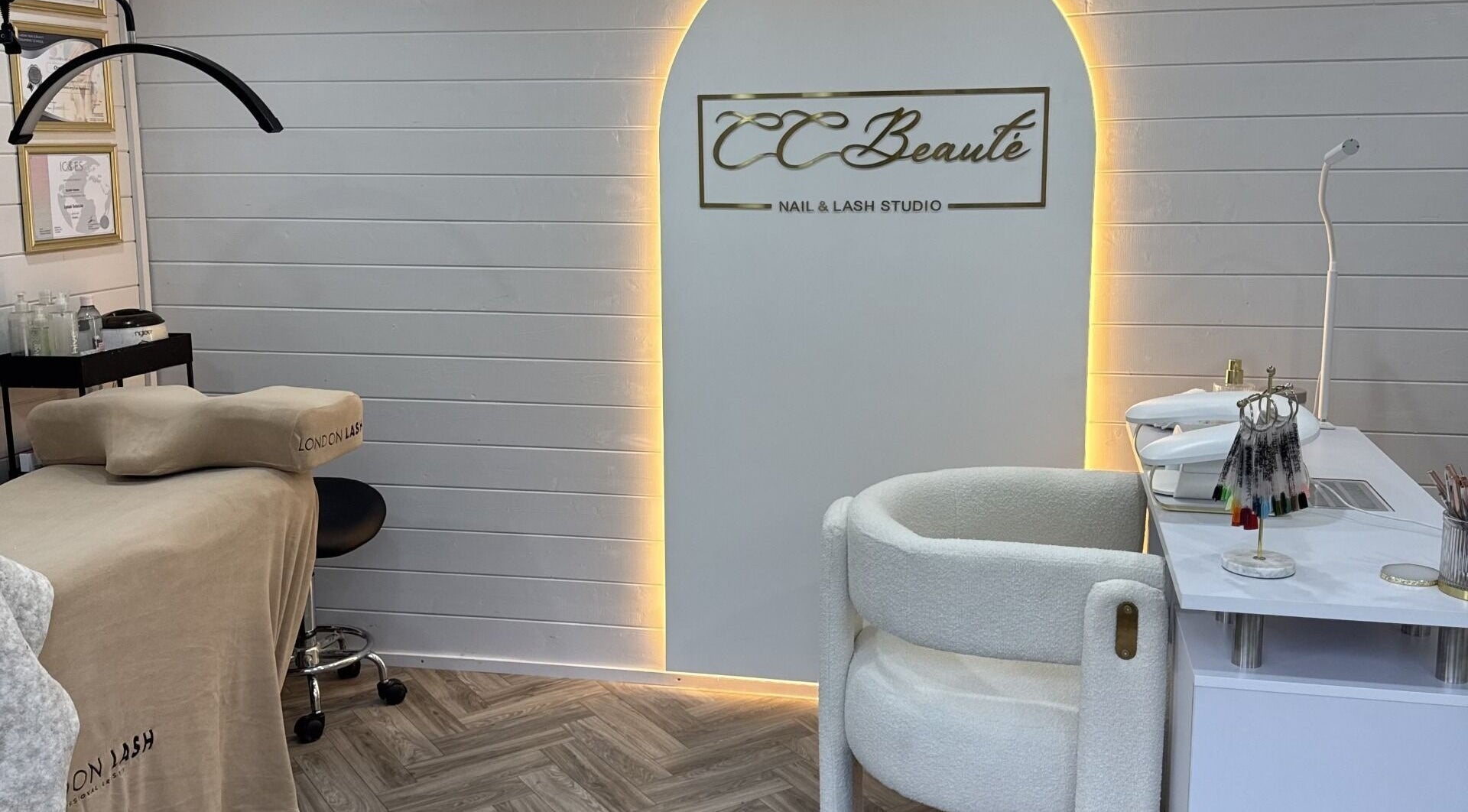 Cc Beautè interior showing a stylish lash and nail studio in Cardiff, Wales, GB.