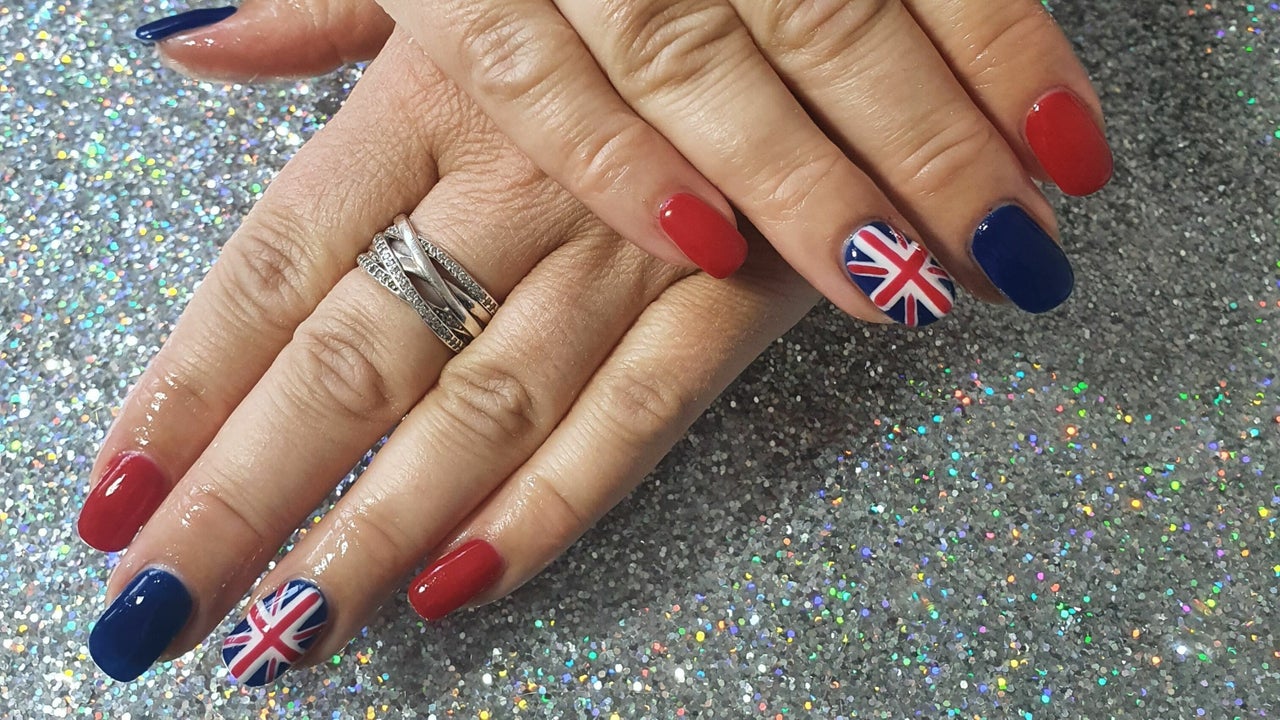 Best salons for adding nail polish and nail colour in Norwich | Fresha