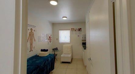 Εικόνα Colon Care Centre 2