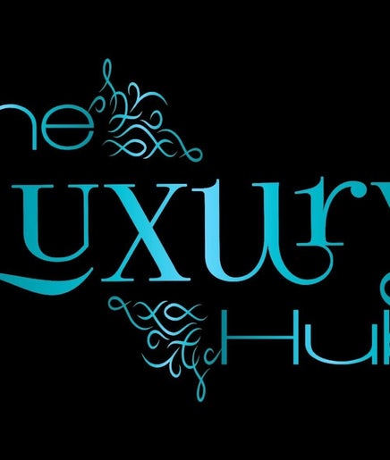 The Luxury Hub  – kuva 2