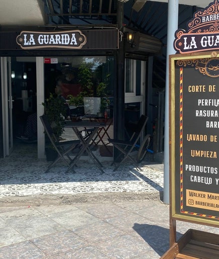 Image de Barbería La Guarida 2