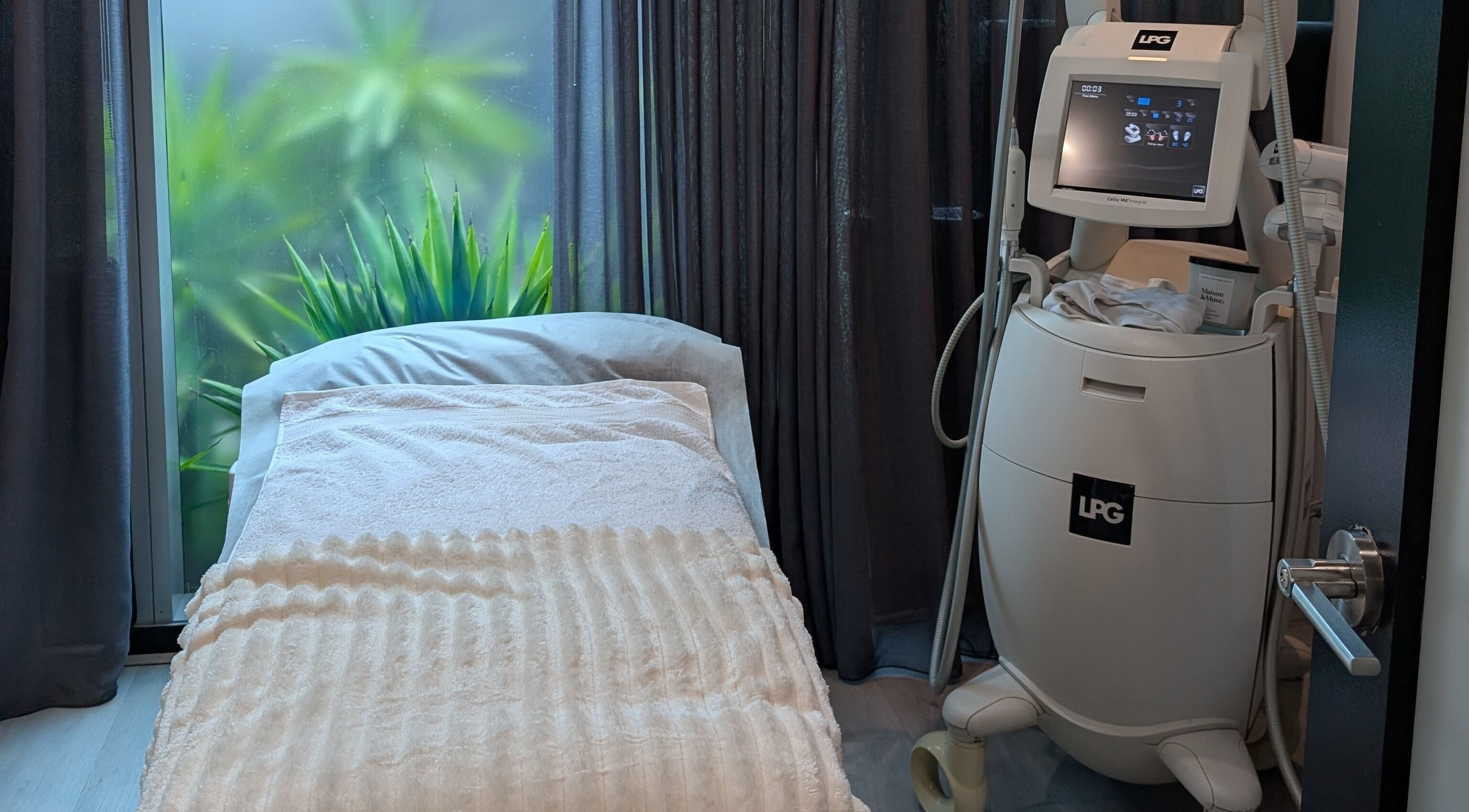Relaxing treatment room with LPG machine at Melbourne Endermologie - Preston, Melbourne, Victoria, AU.