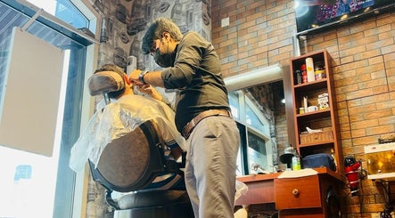 The Barber Corner Gents Salon imagem 3