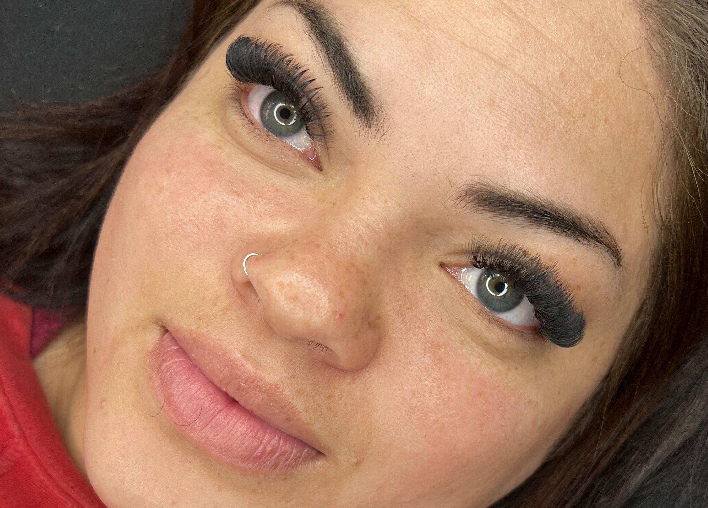Close-up of stunning eyelash extensions at Blink'n Beauti in Cape Town, Western Cape, ZA.