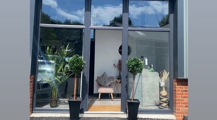 House of B image 2