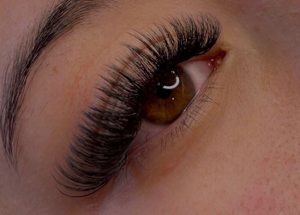 Glamorous eyelash extensions at CM Lash, Christchurch, Canterbury, NZ.