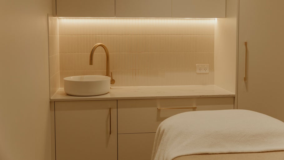 Elegant spa sink area at Spring Spa Skin & Beauty, Burleigh Waters, Queensland, AU, showcasing modern serenity.