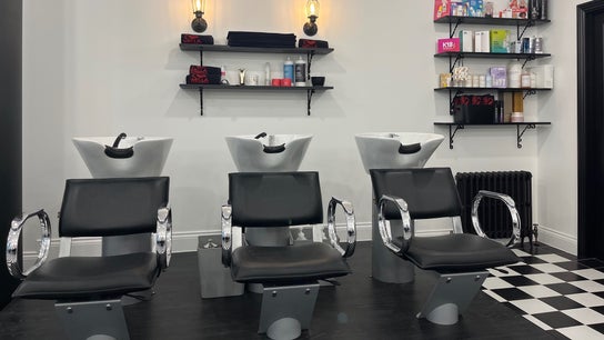 Vida hair & beauty Aldgate 1