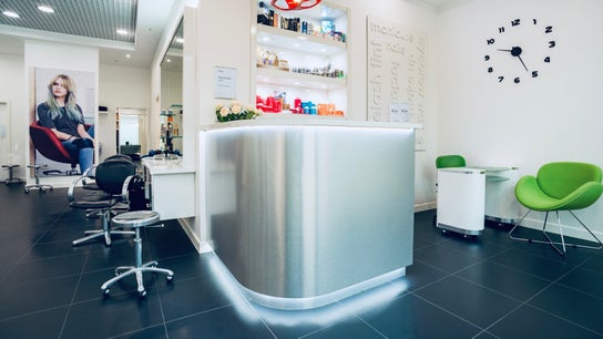 Vida hair & beauty Ilford