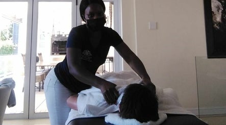 Rose Mobile Massage, bild 2