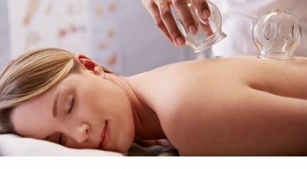 Hand and Cupping Massage  billede 3
