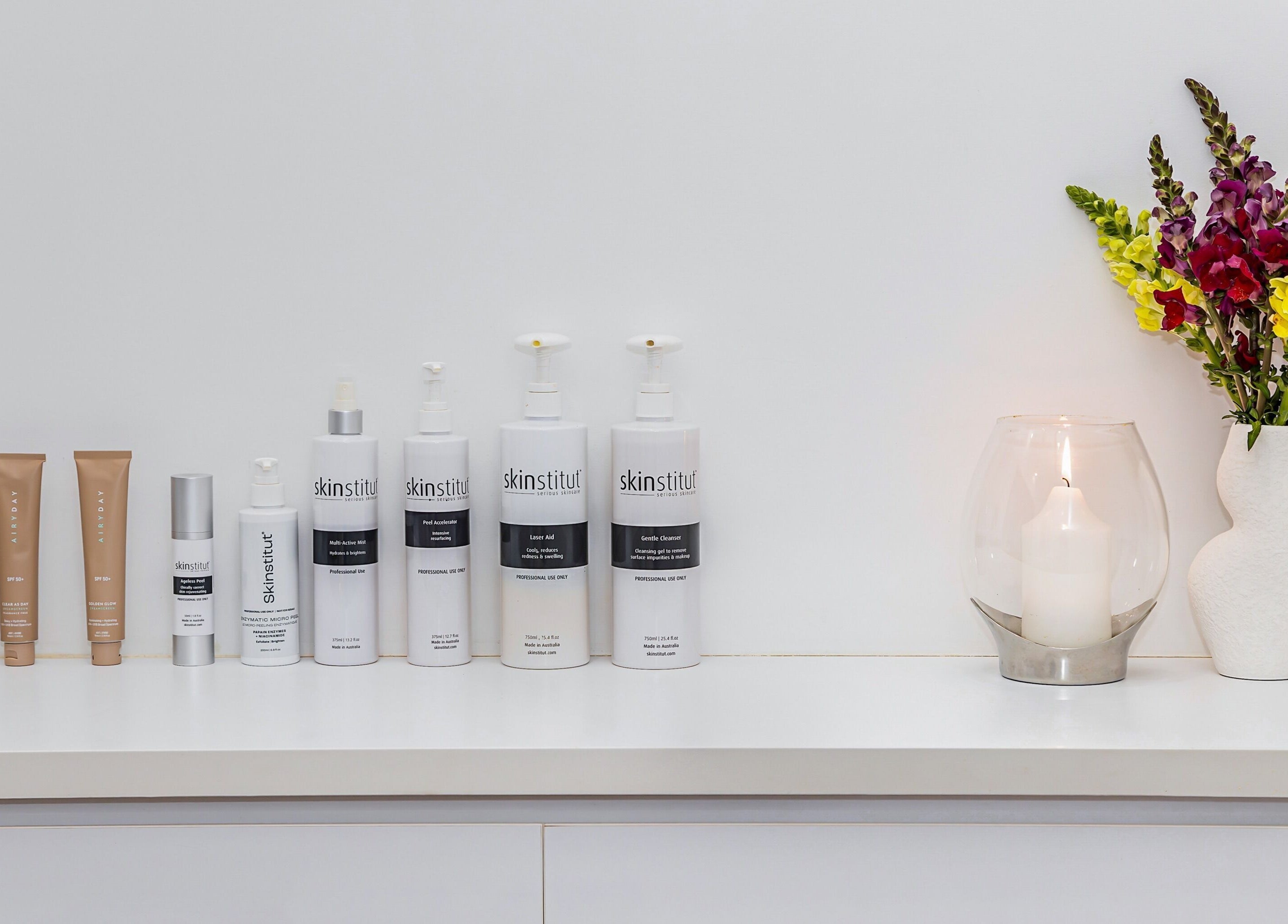 Skincare products and decor at Face Magic Medispa, Coolangatta, Queensland, AU for a tranquil ambiance.
