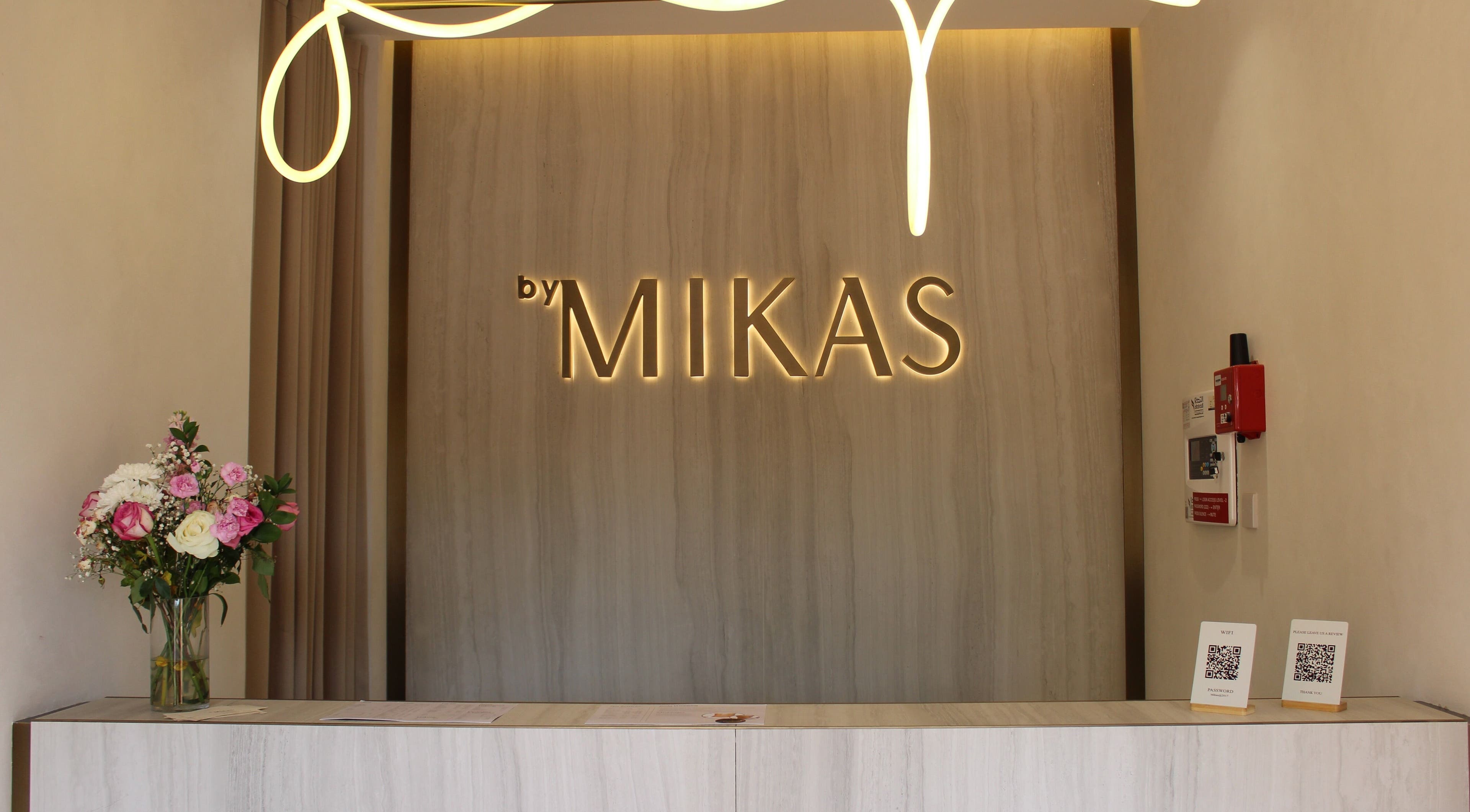 Reception at By Mikas Beauty Salon - Sole Proprietorship L.L.C., Abu Dhabi, Abu Dhabi, AE, featuring chic decor.