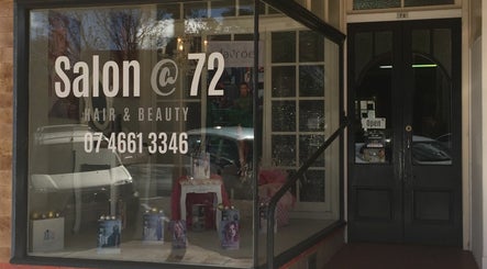 Salon @ 72 image 3