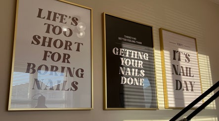 Motivational nail art quotes at Braw Nails, Livingston, Scotland, GB inspire creativity and beauty.