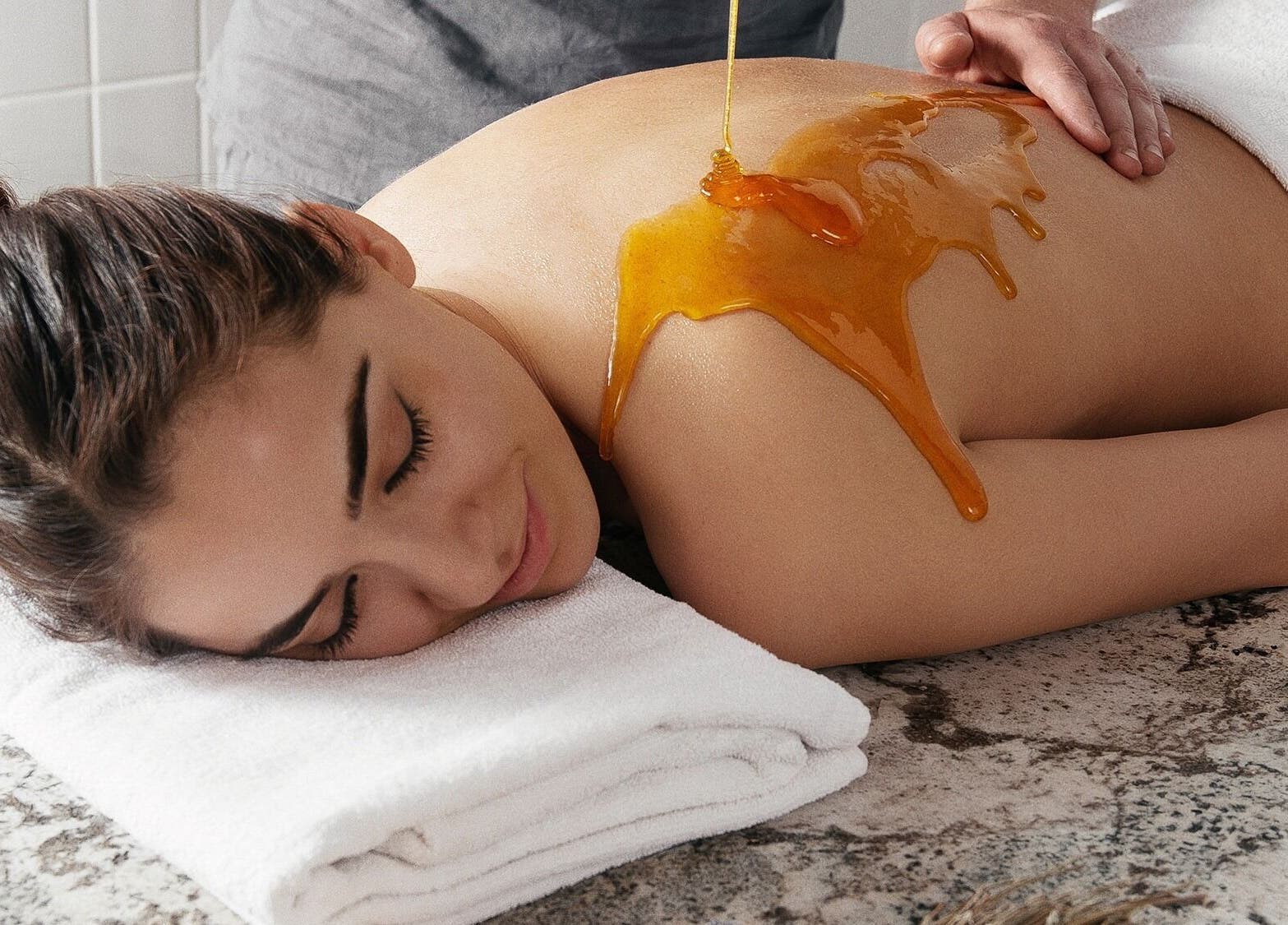 Relaxing honey massage at Banya No.1 - Tbilisi (Public Mixed), Kiketi, Kvemo Kartli, GE, promoting wellness.