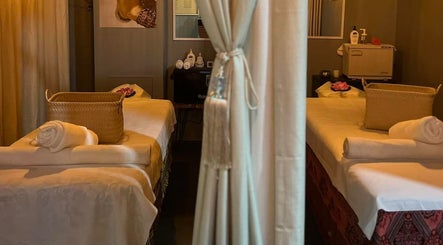 Chalawan Thai Massage West End