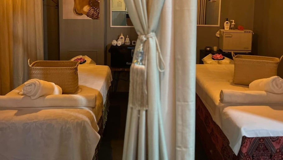 Chalawan Thai Massage West End image 1