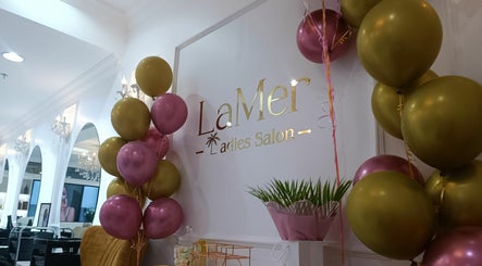 Lamer Ladies Salon, bilde 3
