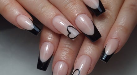 Angharad Elisabeth Nails & Beauty изображение 2