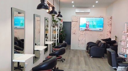 Unseen Hair Salon