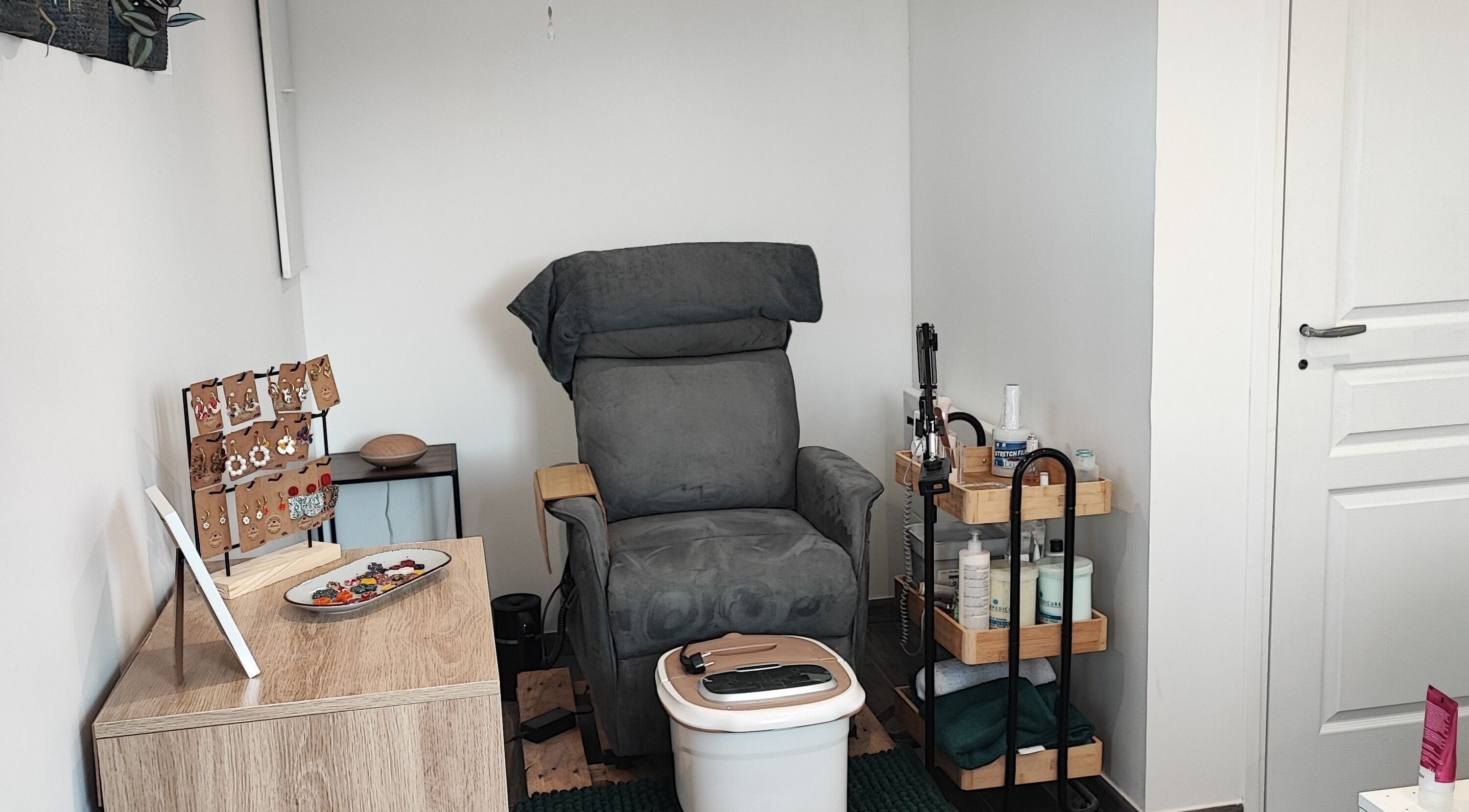 Fauteuil de soin confortable chez Passionails60 à Tracy-le-Mont, Hauts-de-France, FR.