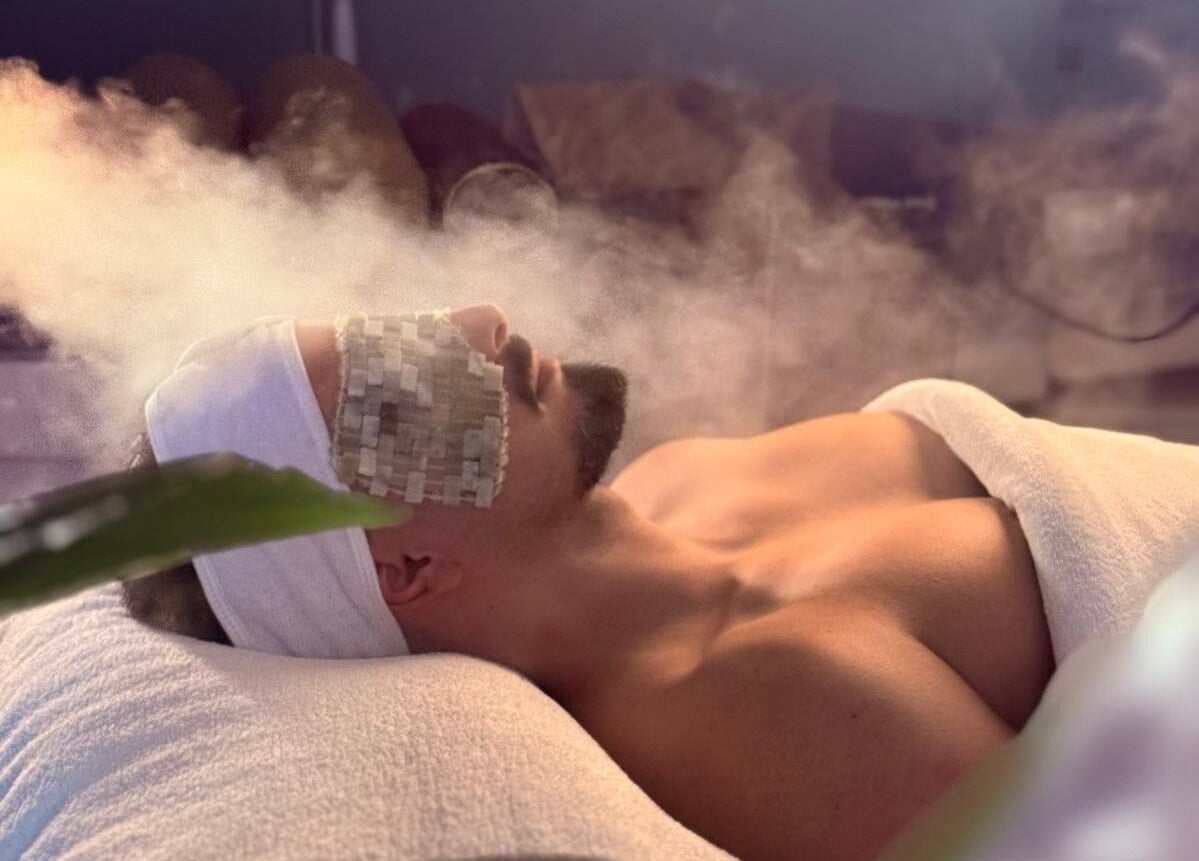 Relaxing spa treatment at Fina, B kara, MT, featuring a serene steam therapy session.
