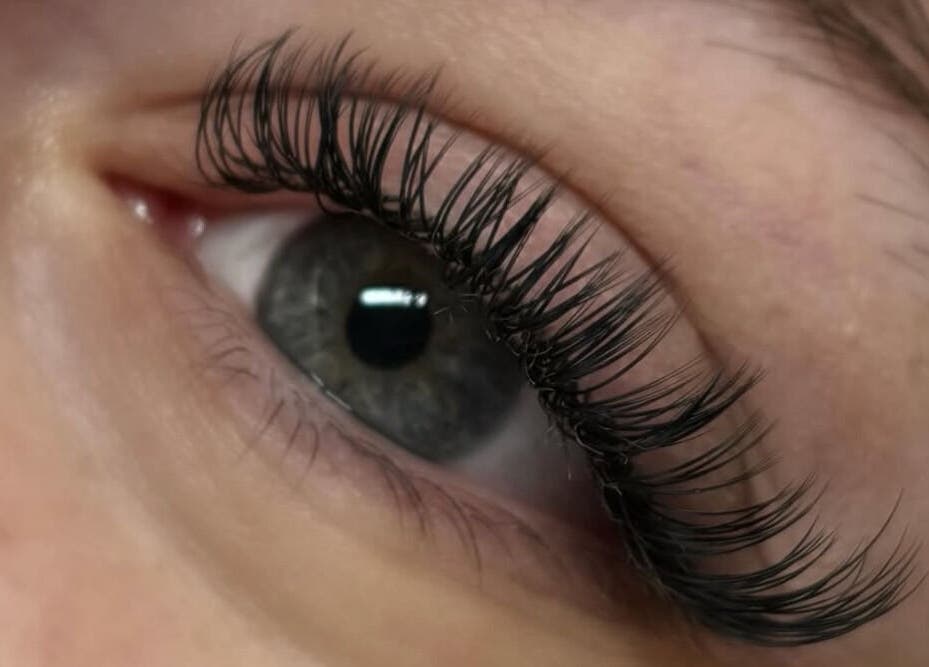 Close-up of eyelash extension at Megan Ellen Beauty, Rushmere Saint Andrew, England, GB. Enhance your eye beauty here.
