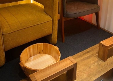 Zona de pedicura cómoda en Right Nail - Zona 14 Parque Las Americas, Ciudad De Guatemala, Guatemala, GT.