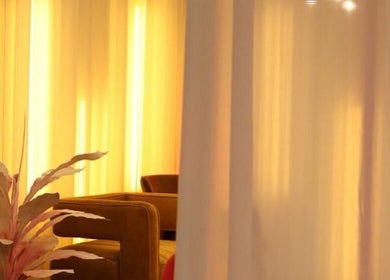 Interior acogedor en Right Nail - Zona 14 Parque Las Americas, Ciudad De Guatemala, Guatemala, GT.