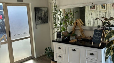 Chic reception area at Trish Strike beauty, Tauranga, Bay of Plenty, NZ, featuring decor and handmade jewelry.