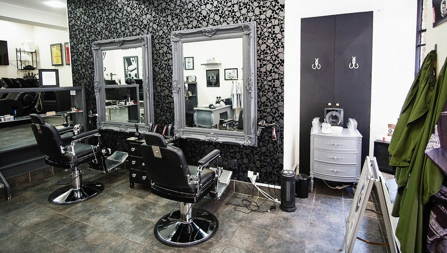 Aces Barbershop, College St Mews, Northampton imaginea 1