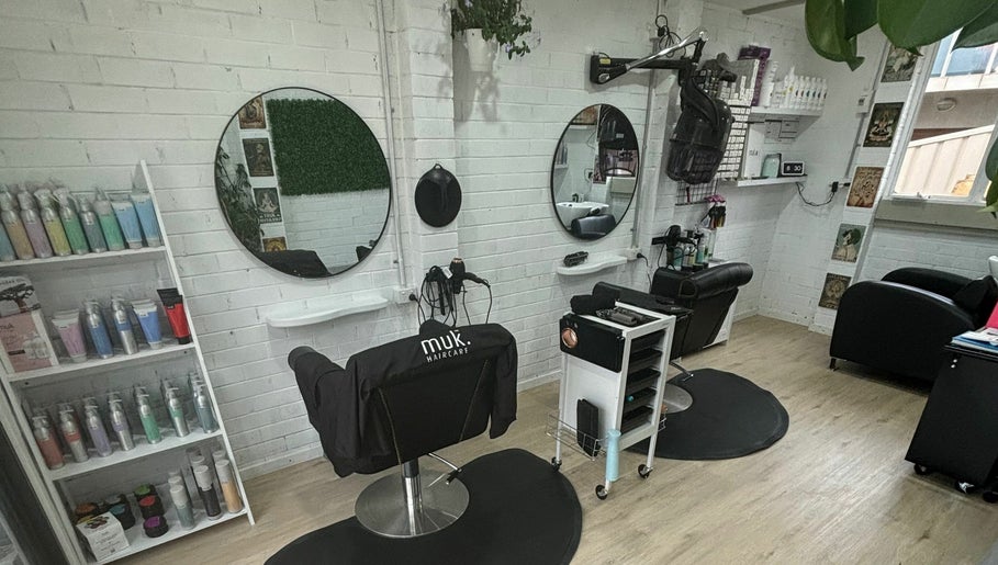 Merimbula HairStudio billede 1