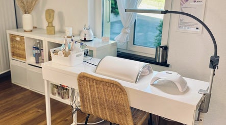 The Pamper Room - English Speaking Beautician in Bern