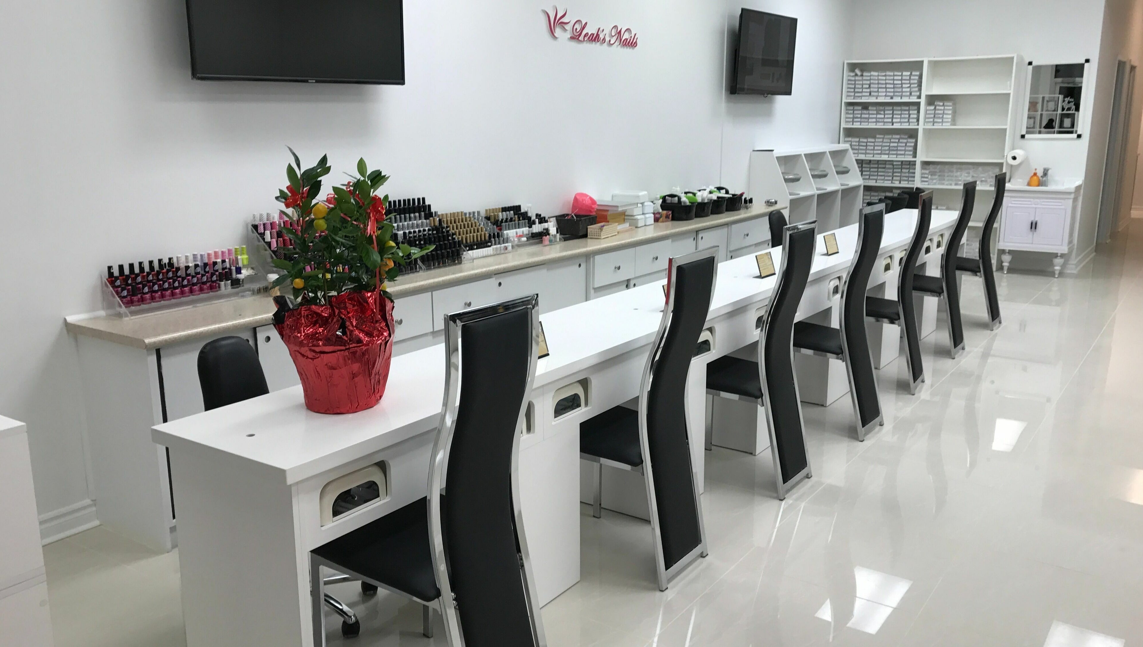 Leah's Nails Bathurst salon interior with stylish nail stations in Newmarket, Ontario, CA.