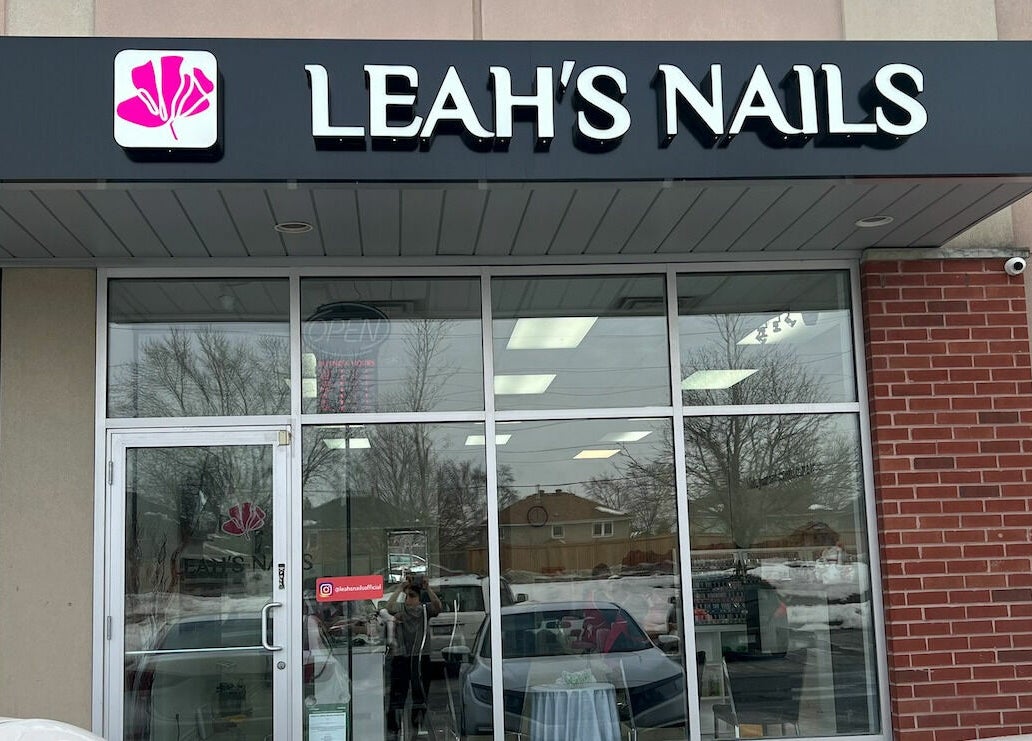 Front view of Leah's Nails Bathurst in Newmarket, Ontario, CA showcasing storefront and signage.