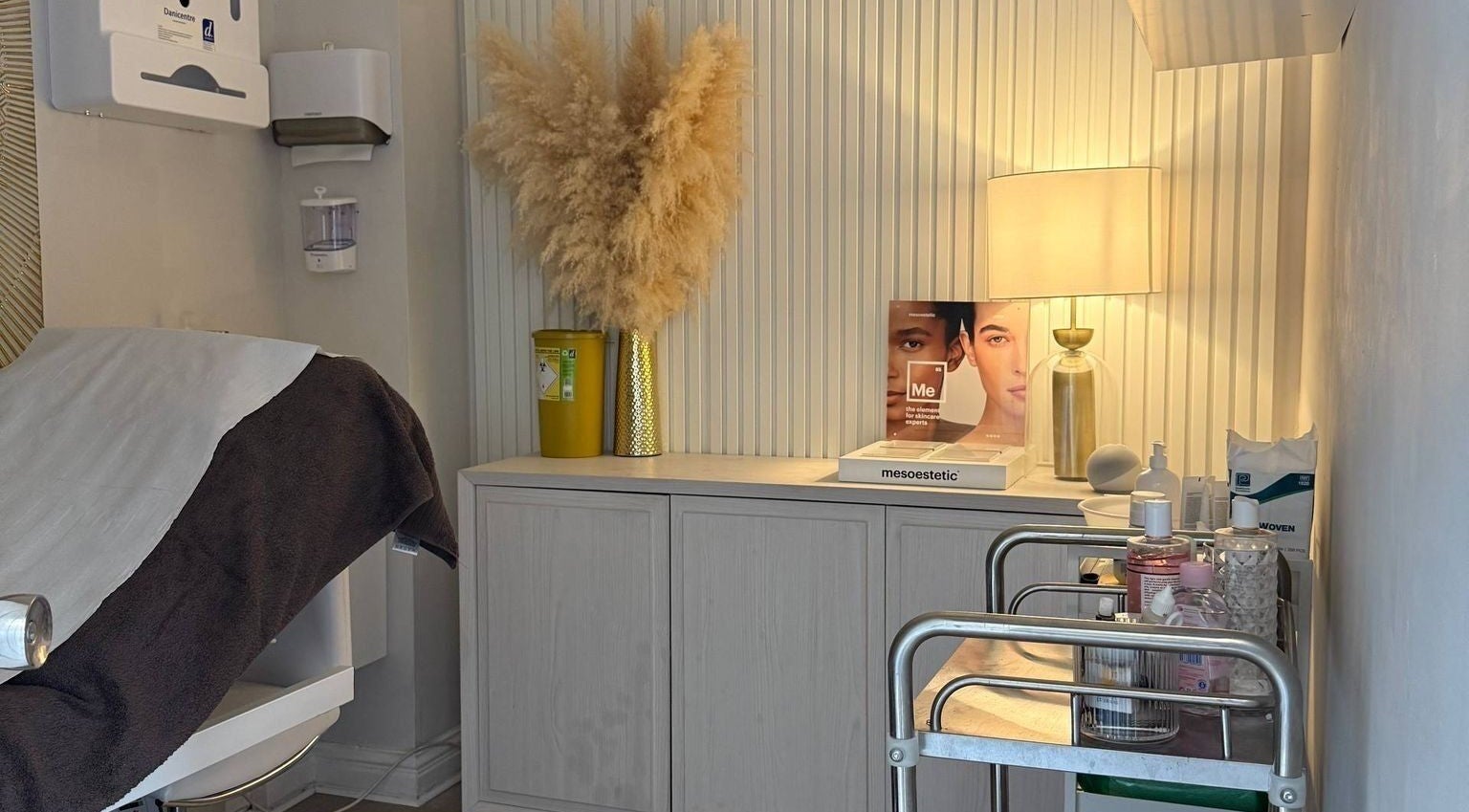 Cozy treatment room at Studio No 10 at House of Aesthetics, Stourbridge, England, GB with calming decor.